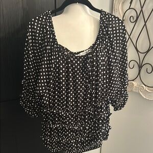 Forever 21 Ruched Black and White 3/4 Sleeve Blouse